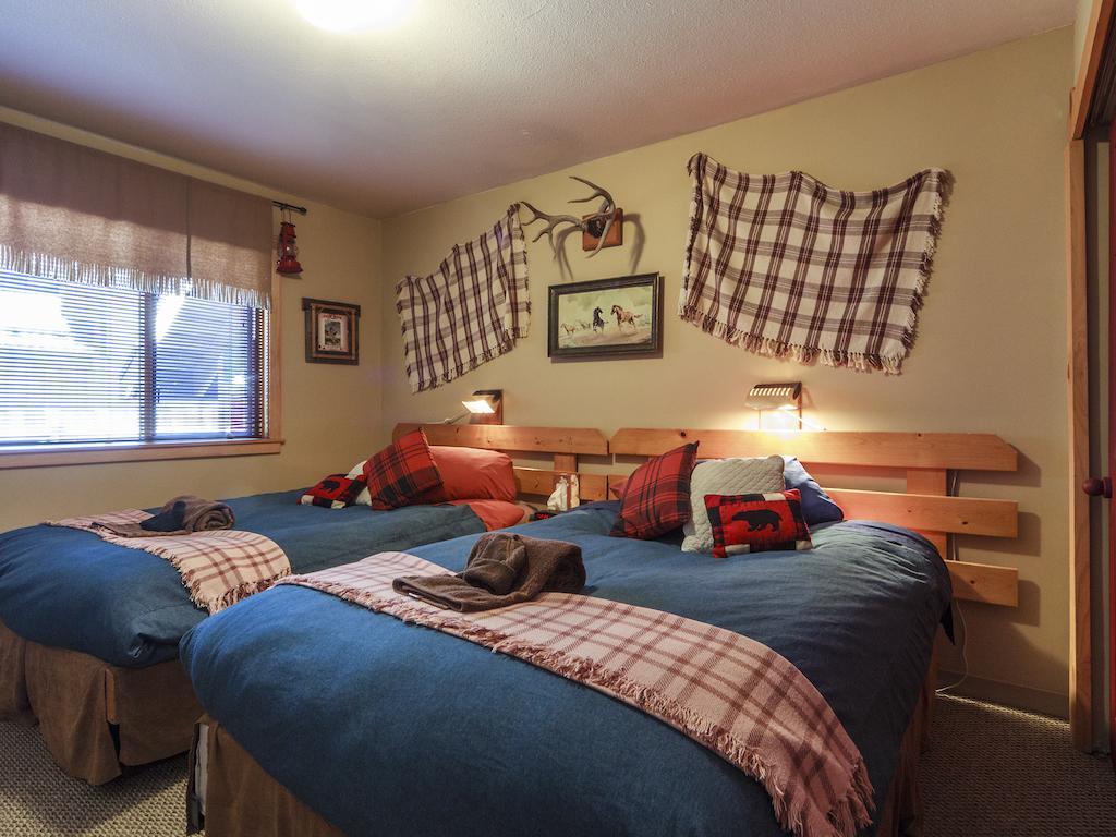 Golden Dreams B&B Уистлер Номер фото